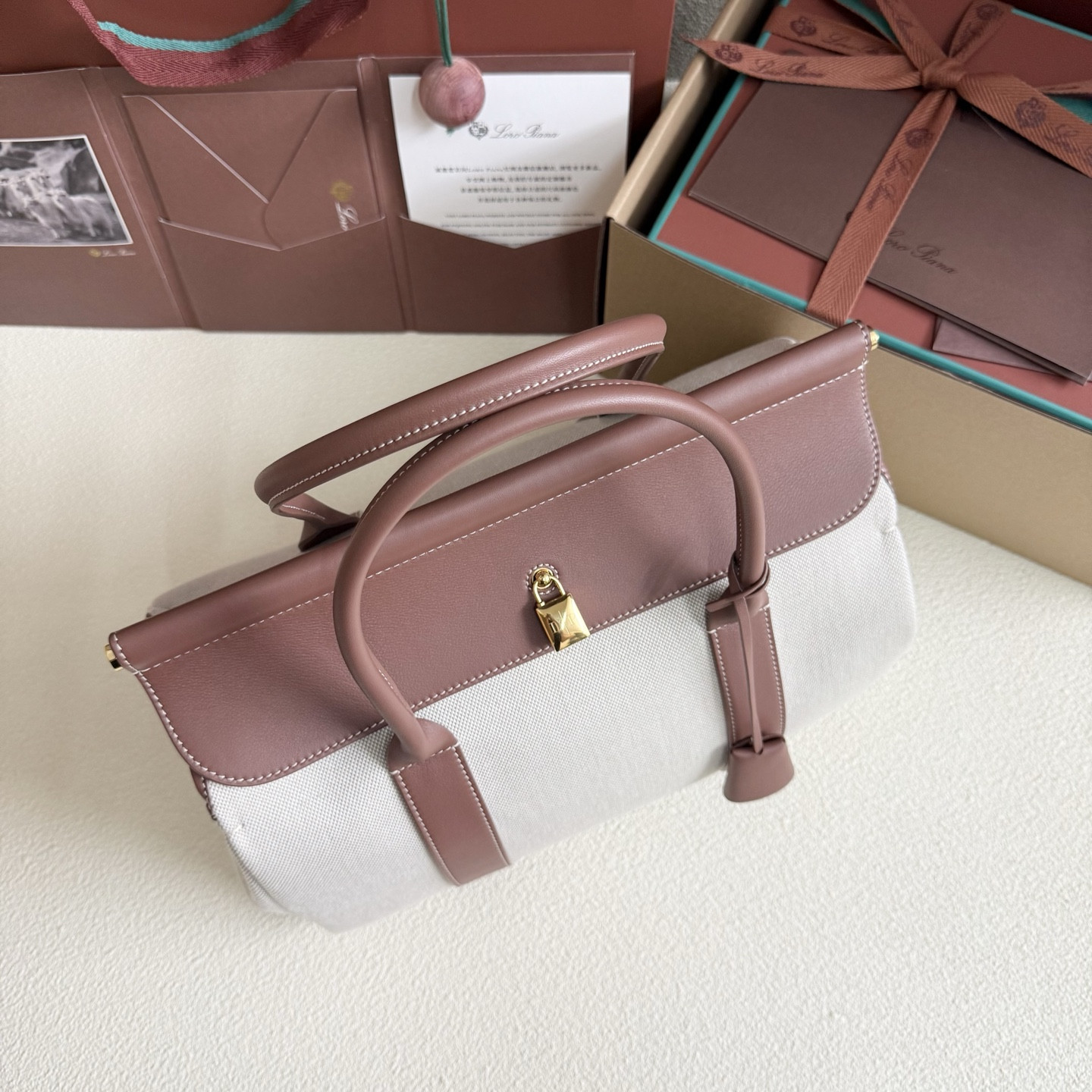 Loro Piana Loom L32 33x23x18cm