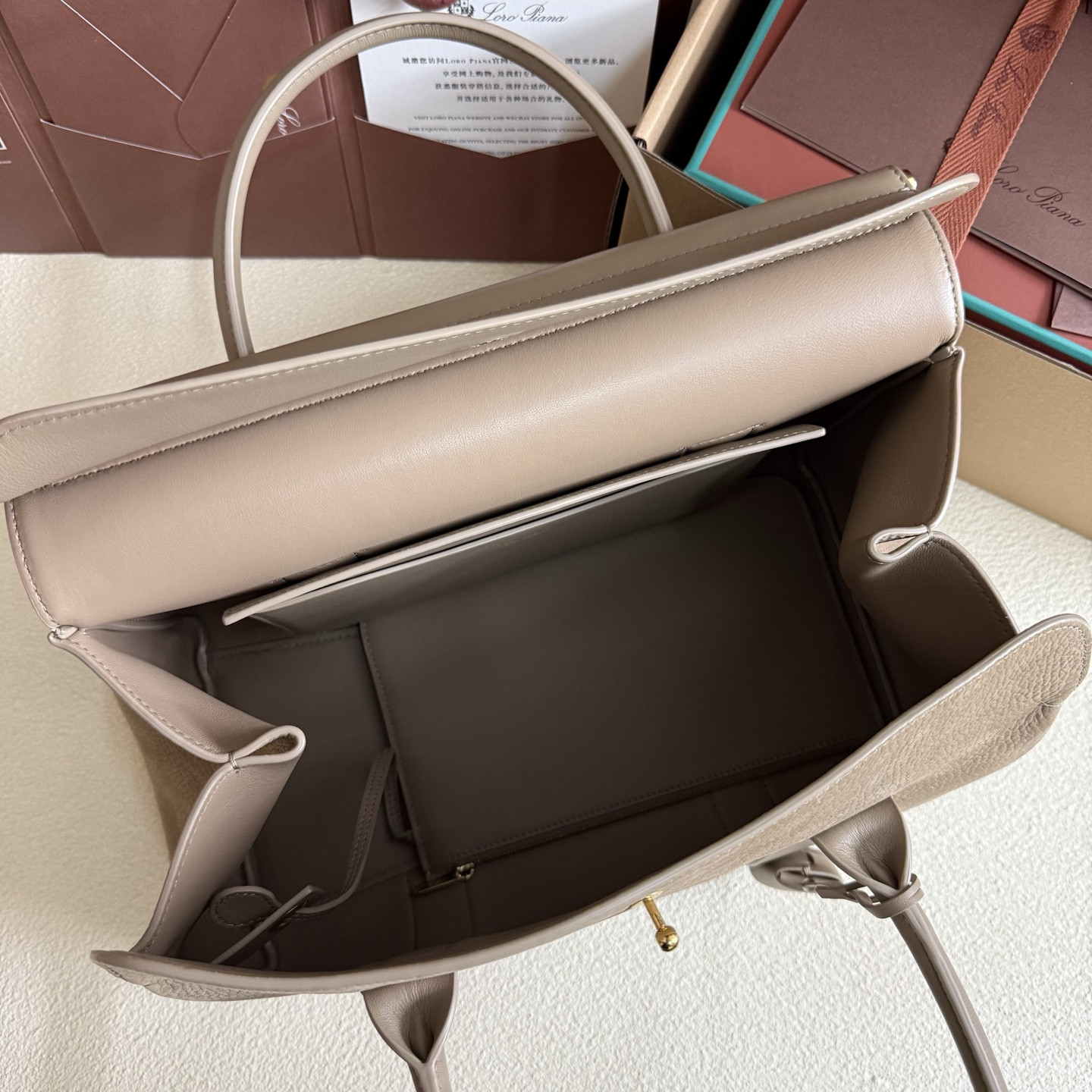 Loro Piana Loom L32 Calfskin 33x23x18cm