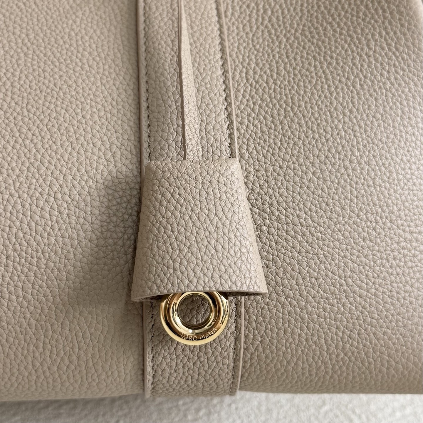 Loro Piana Loom L32 Calfskin 33x23x18cm