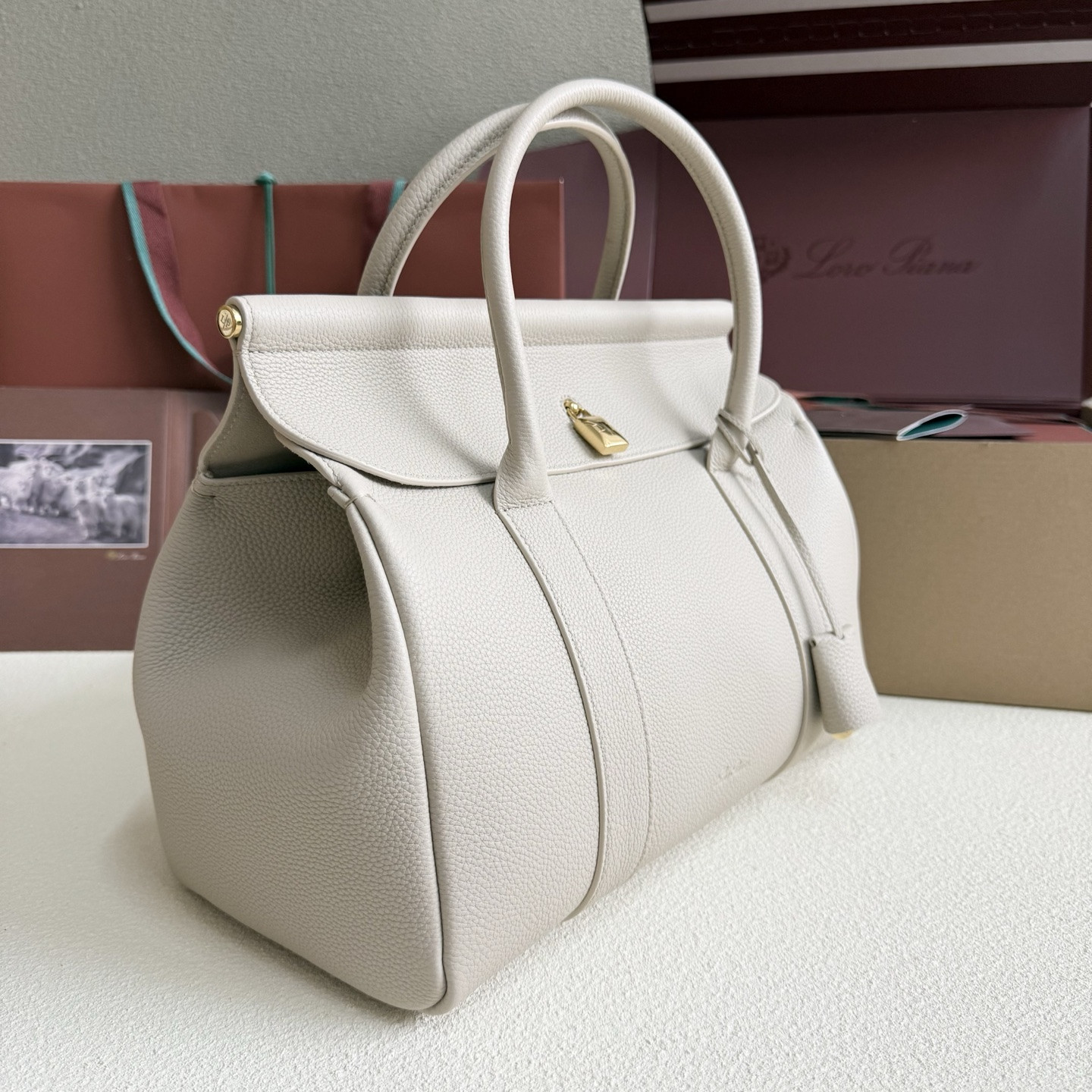 Loro Piana Loom L32 Calfskin 33x23x18cm