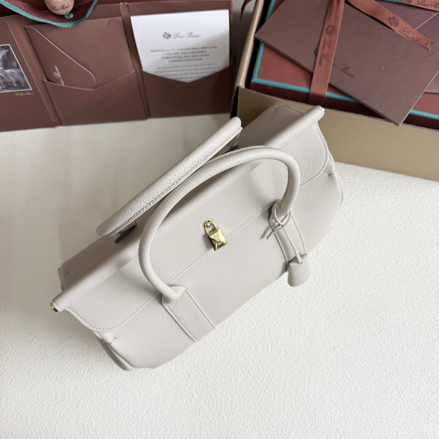 Loro Piana Loom L32 Calfskin 33x23x18cm