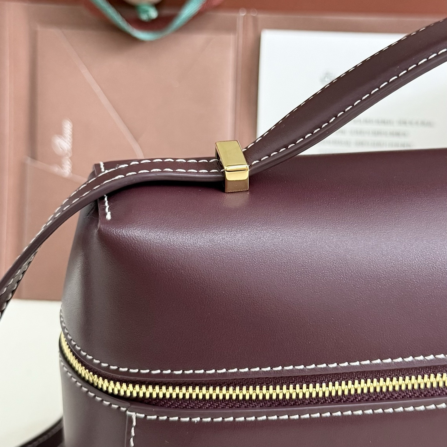 Loro Piana Extra Pocket L27 Calfskin 16x27x10cm