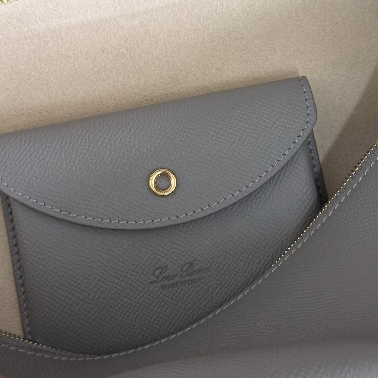 Loro Piana Extra Pocket L27 Calfskin 16x27x10cm