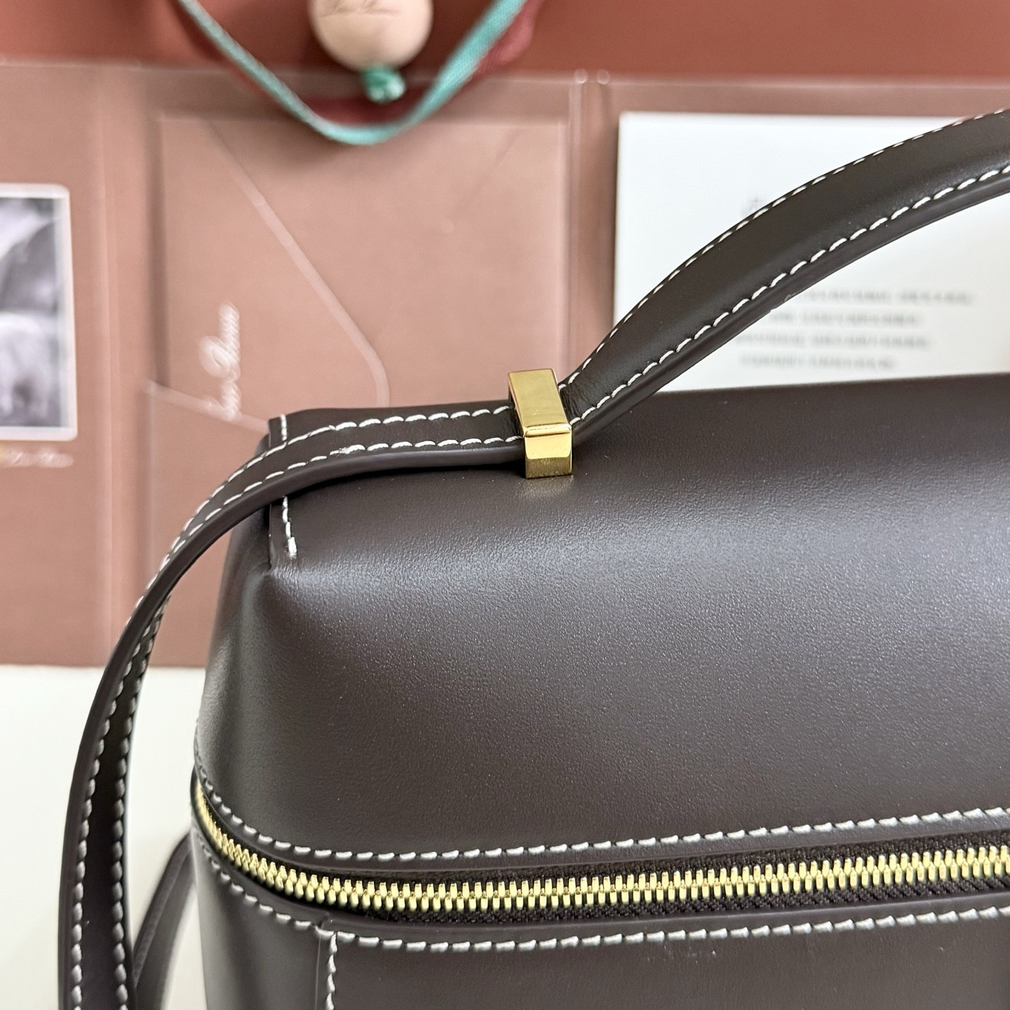 Loro Piana Extra Pocket L27 Calfskin 16x27x10cm