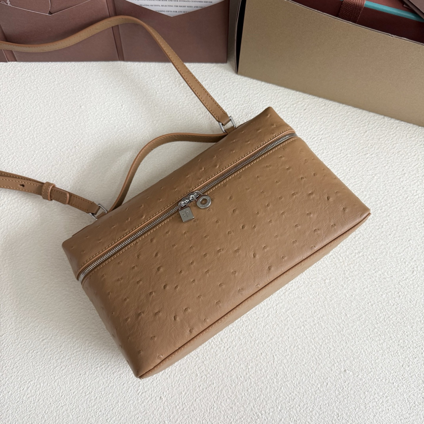 Loro Piana Extra Pocket L27 Ostrich-grained Leather 16x27x10cm