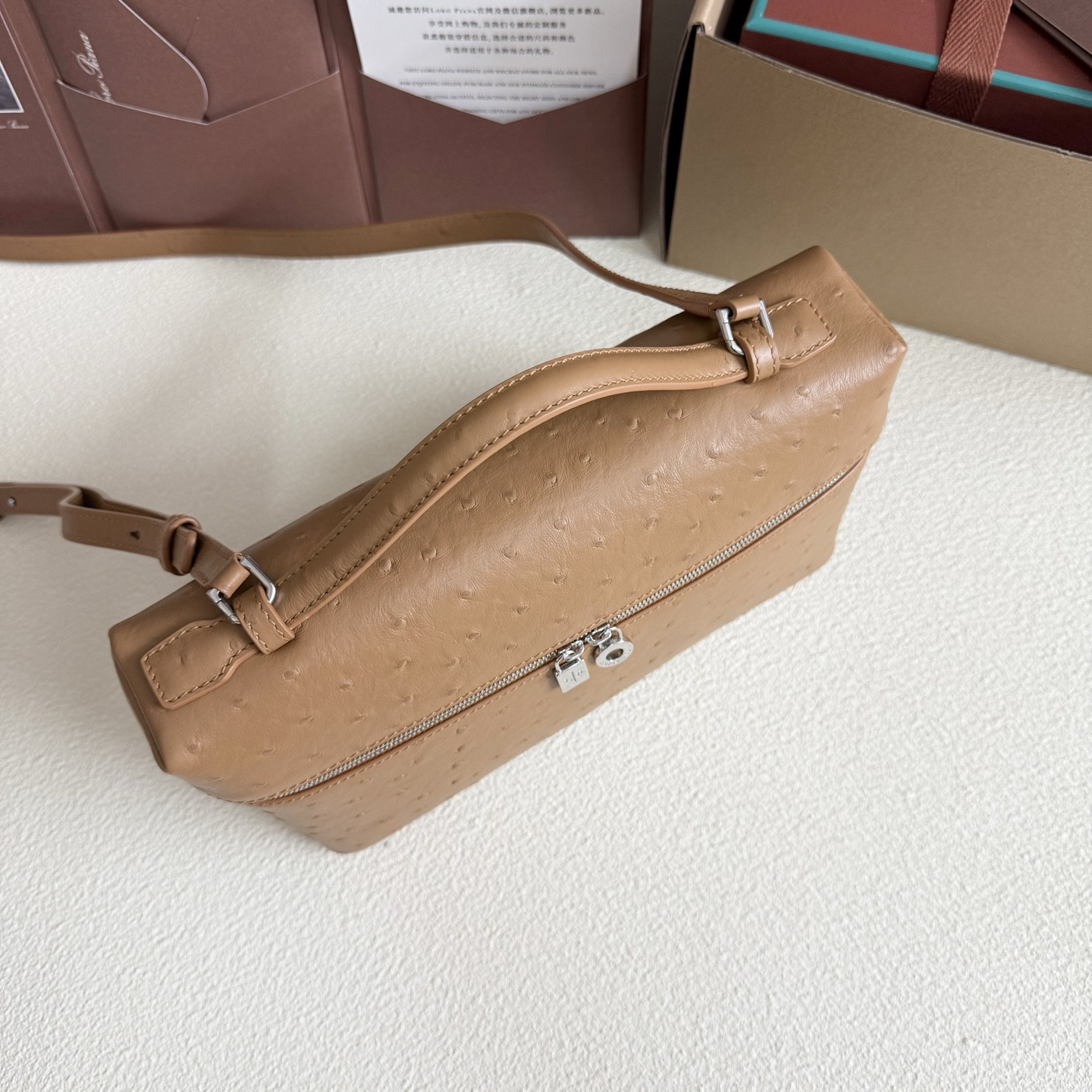 Loro Piana Extra Pocket L27 Ostrich-grained Leather 16x27x10cm