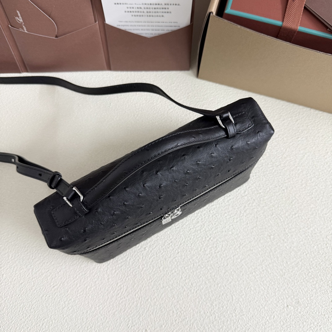 Loro Piana Extra Pocket L27 Ostrich-grained Leather 16x27x10cm