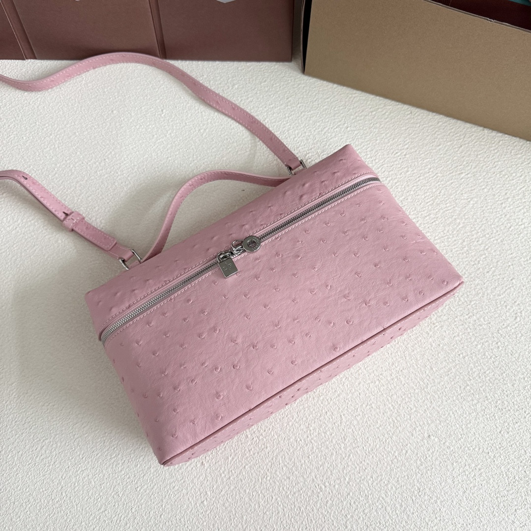 Loro Piana Extra Pocket L27 Ostrich-grained Leather 16x27x10cm