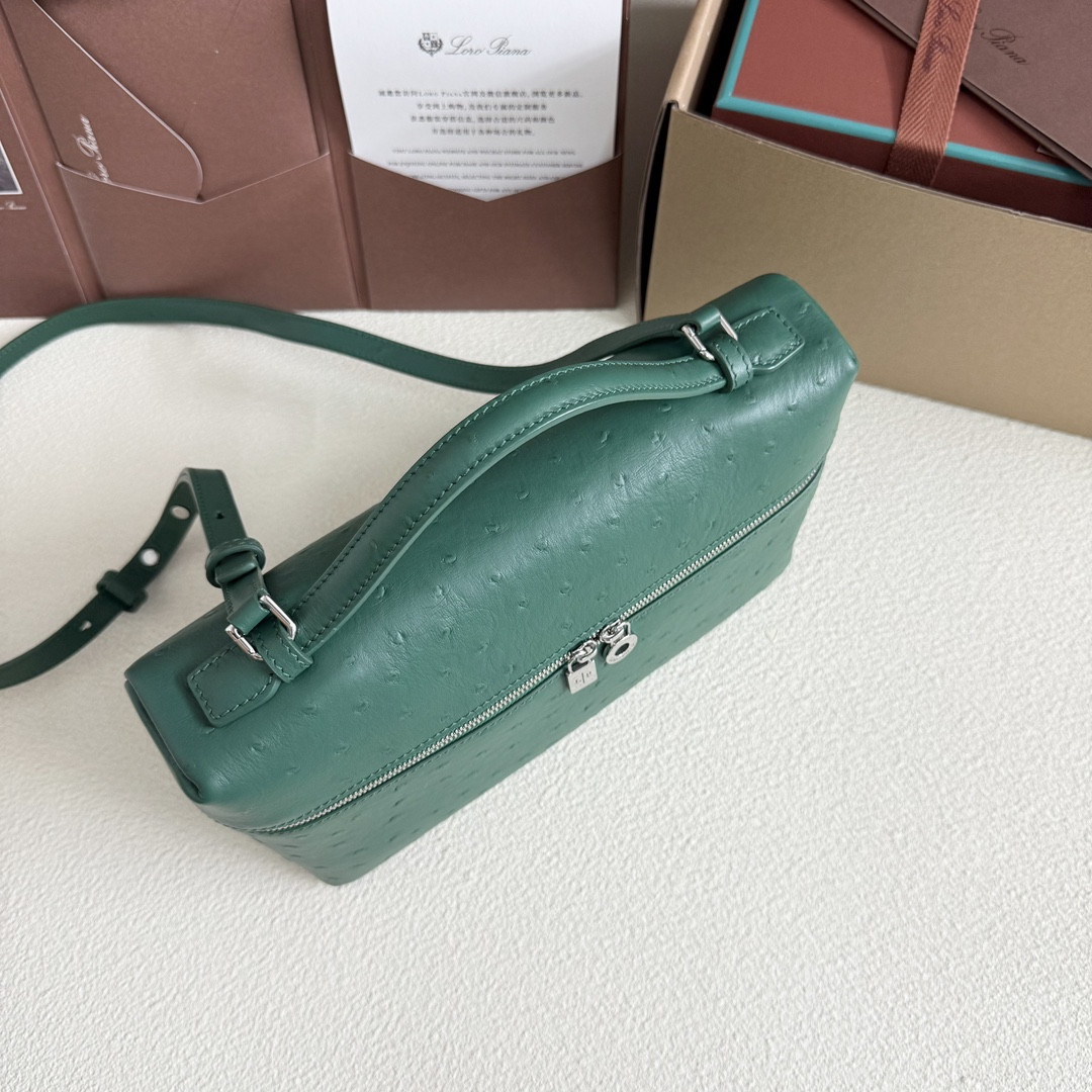 Loro Piana Extra Pocket L27 Ostrich-grained Leather 16x27x10cm