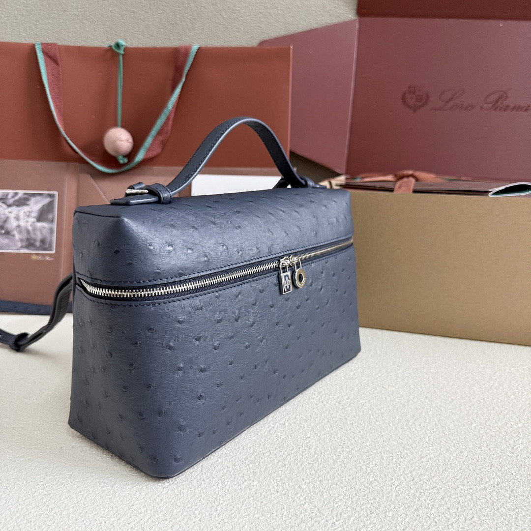 Loro Piana Extra Pocket L27 Ostrich-grained Leather 16x27x10cm