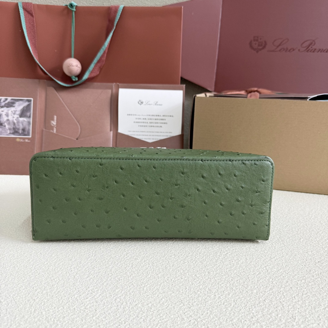 Loro Piana Extra Pocket L27 Ostrich-grained Leather 16x27x10cm