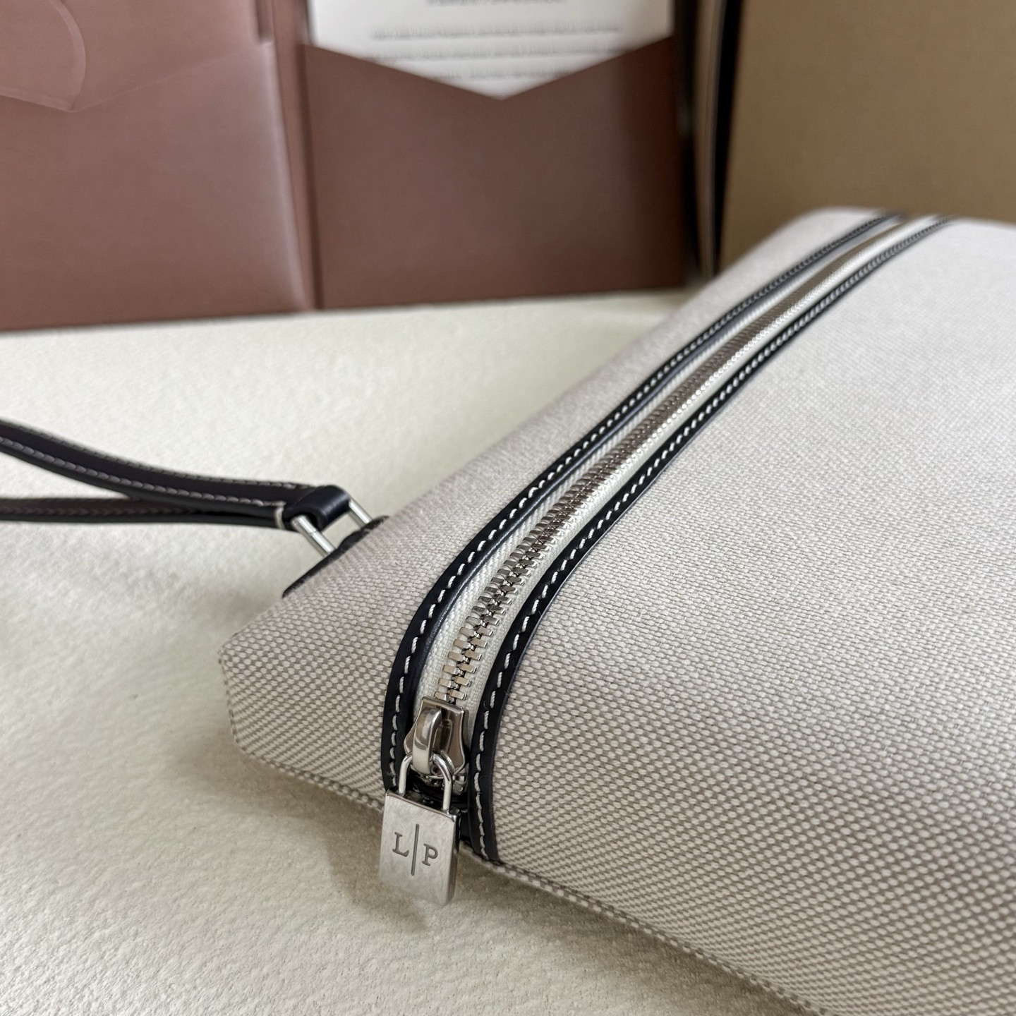 Loro Piana Extra pouch L29 29x18x5cm