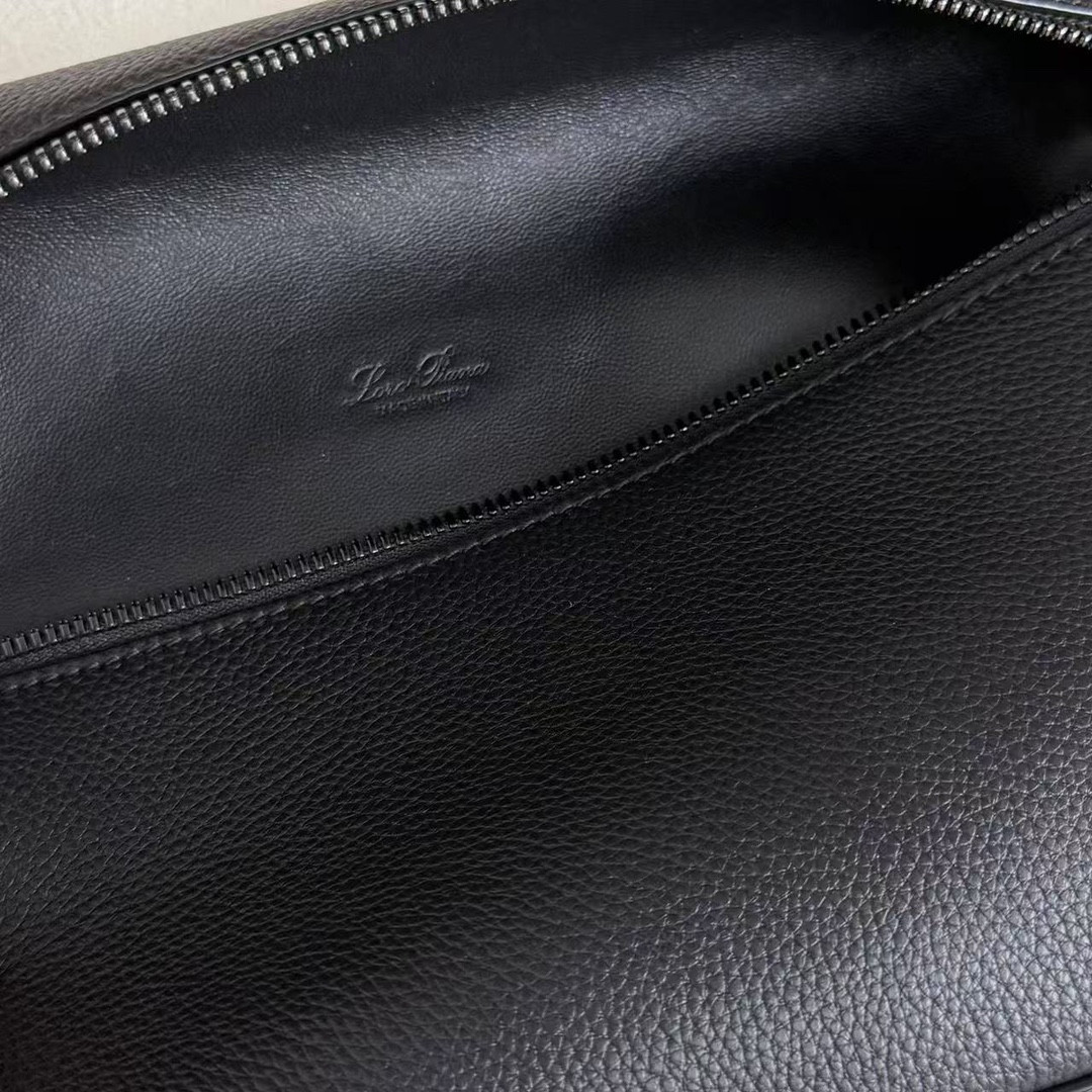 Loro Piana Extra pouch L29 29x18x5cm