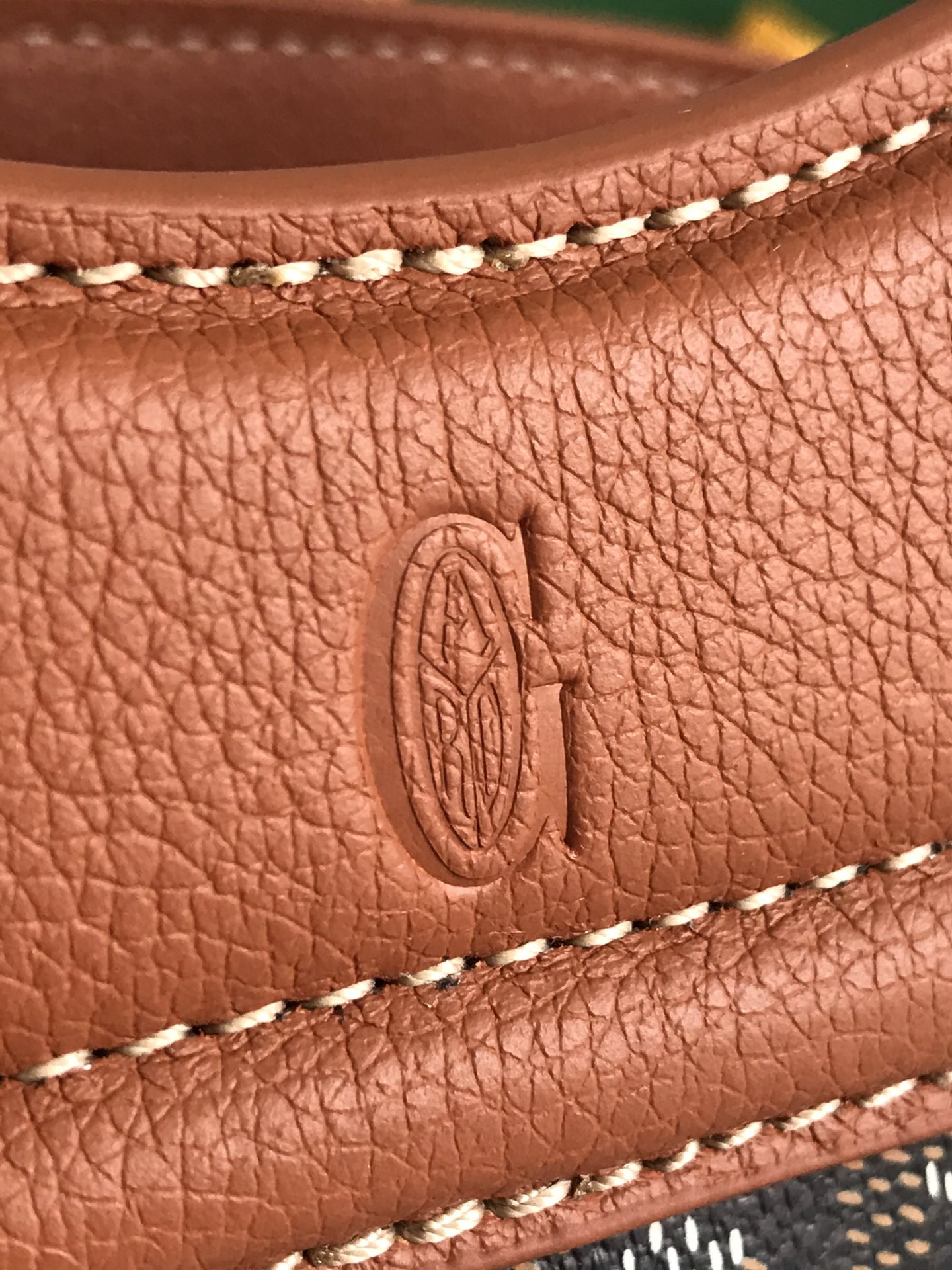 Goyard Beluga Mini Bag 23x8x18.5cm