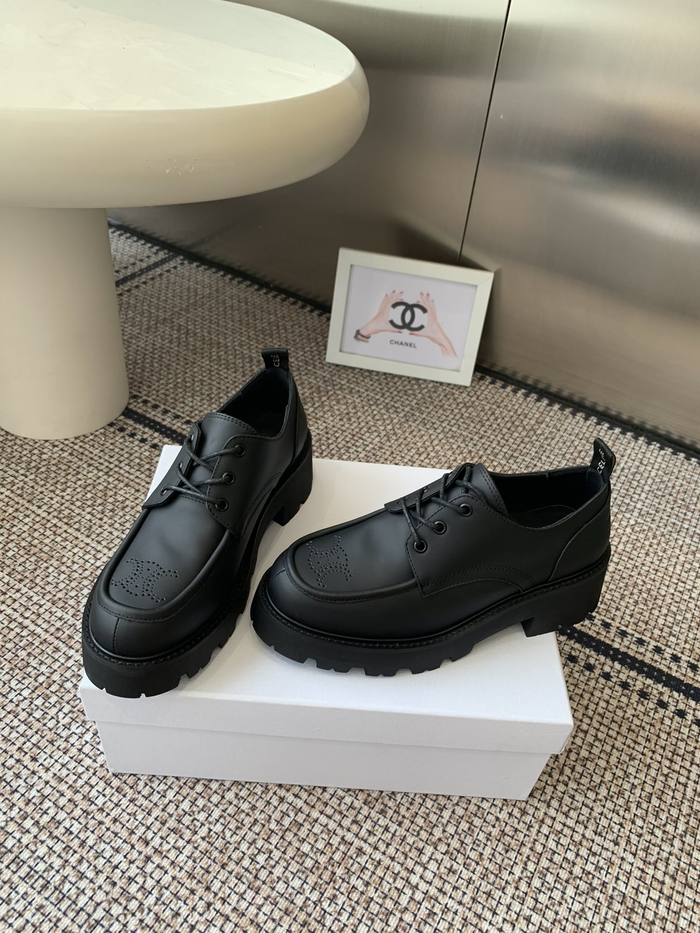 UA CELINE TRIOMPHE DERBIES IN SHINY BULL