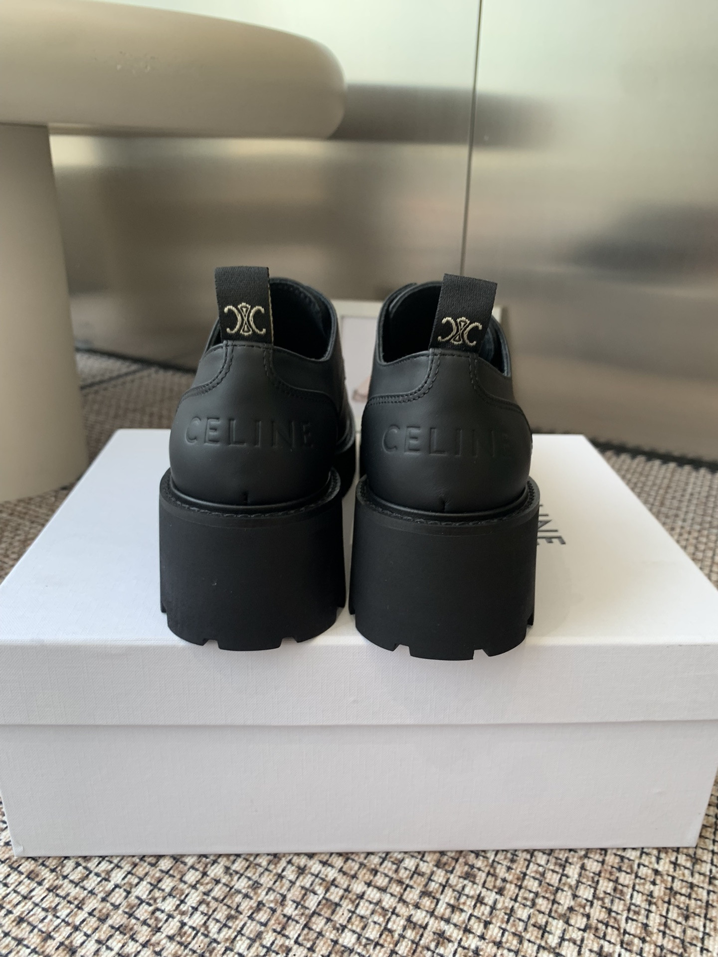 UA CELINE TRIOMPHE DERBIES IN SHINY BULL