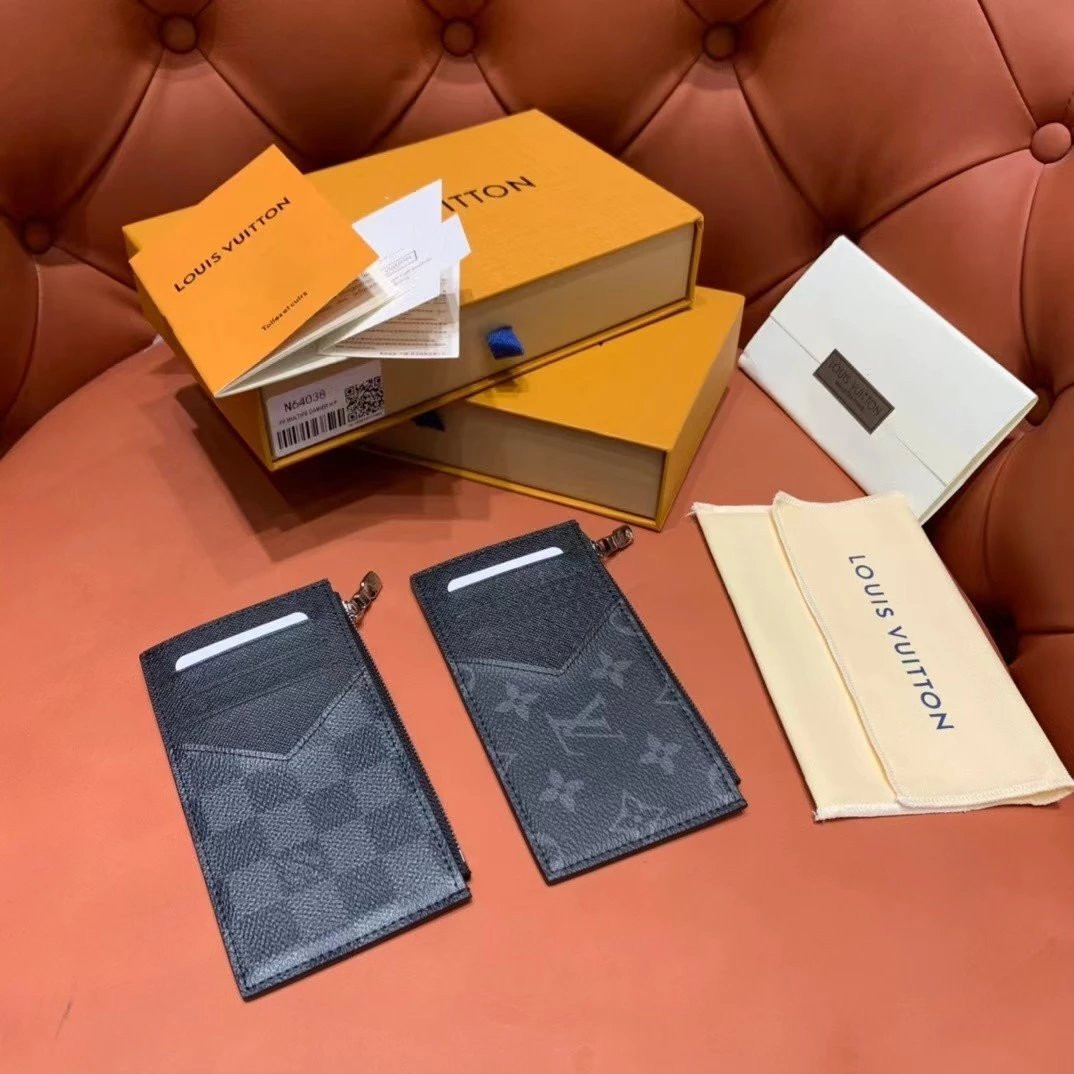 LV Christmas COIN CARD HOLDER N64038