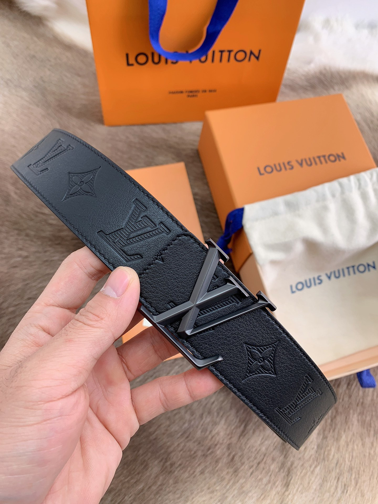 LV LOUIS VUITTON 40MM BELT